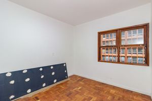 Image 15 - 878267