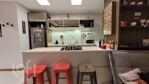 Image 2 - 878273