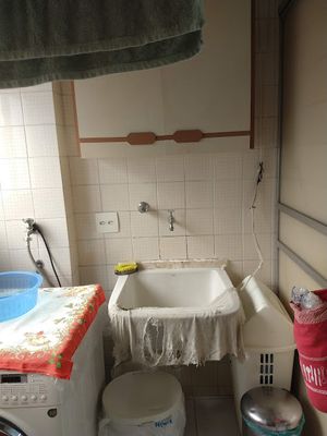 Image 14 - 878281