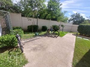Image 7 - 878282