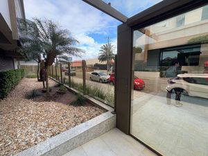 Image 8 - 878287