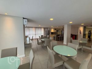 Image 37 - 878287