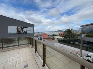 Image 21 - 878287