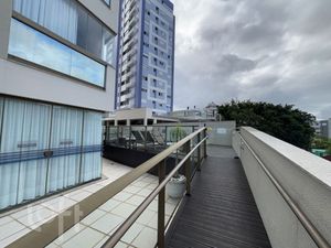Image 18 - 878287