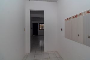 Image 15 - 878288