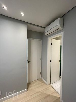 Image 13 - 878289