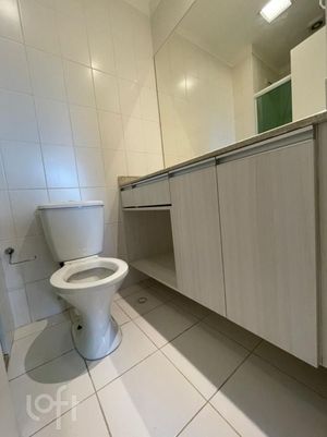 Image 17 - 878289