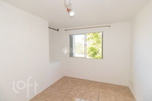 Image 9 - 878298