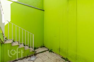 Image 8 - 878302