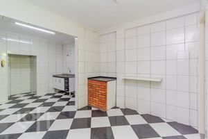 Image 5 - 878302