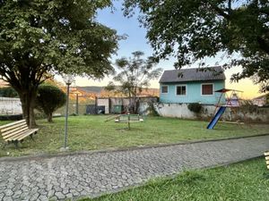 Image 24 - 878307