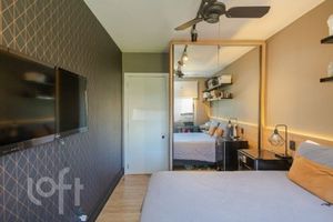 Image 16 - 878314