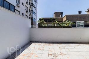 Image 27 - 878315