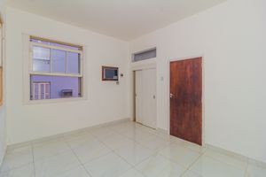 Image 16 - 878319