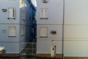 Image 19 - 878319