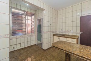 Image 27 - 878319