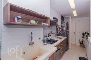 Image 23 - 878322