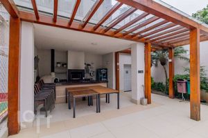 Image 35 - 878322