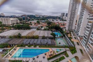 Image 9 - 878322
