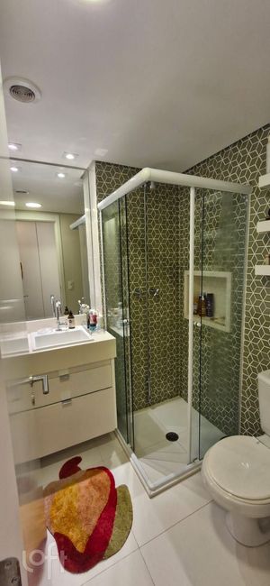 Image 13 - 878322
