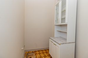 Image 37 - 878339