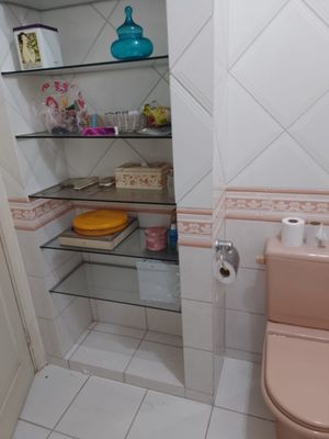 Image 10 - 878339