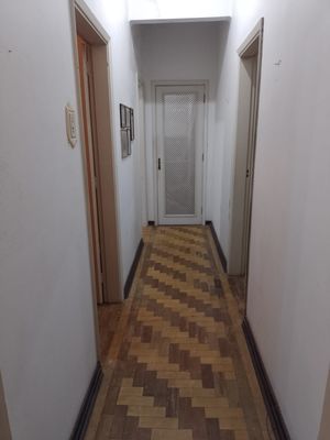Image 7 - 878339