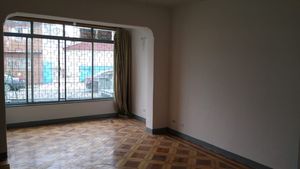 Image 5 - 878342