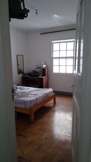 Image 11 - 878342