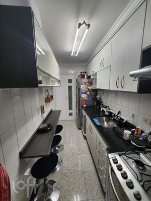Image 5 - 878363