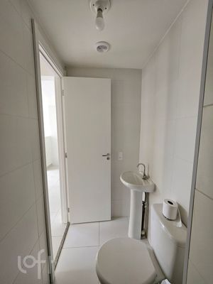 Image 10 - 878369