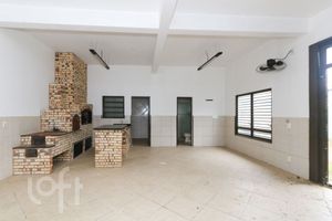 Image 21 - 878377