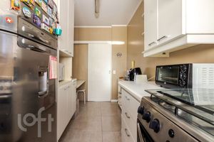 Image 34 - 878379