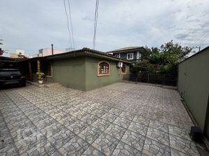 Image 18 - 878391