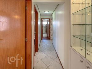Image 43 - 878396