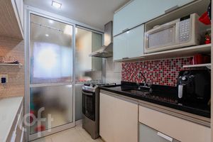 Image 9 - 878403