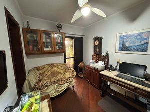 Image 24 - 878412