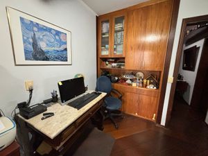 Image 25 - 878412