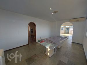 Image 10 - 878419