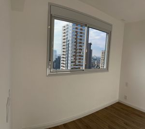 Image 20 - 878421