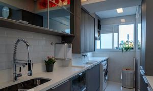 Image 13 - 878428