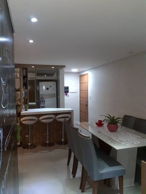 Image 15 - 878429