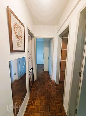 Image 10 - 878434