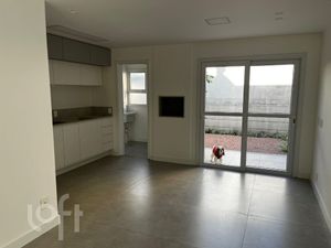 Image 15 - 878435