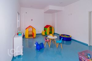Image 30 - 878439