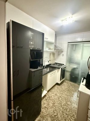 Image 10 - 878441