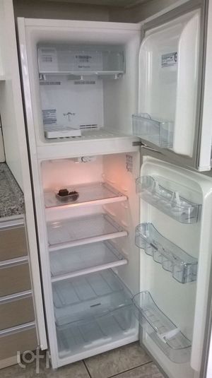 Image 8 - 878443