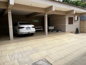 Image 8 - 878460