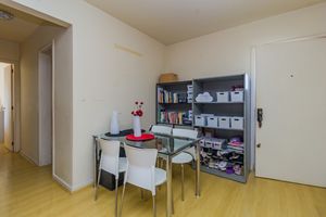 Image 3 - 878488