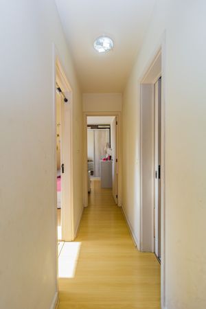 Image 7 - 878488